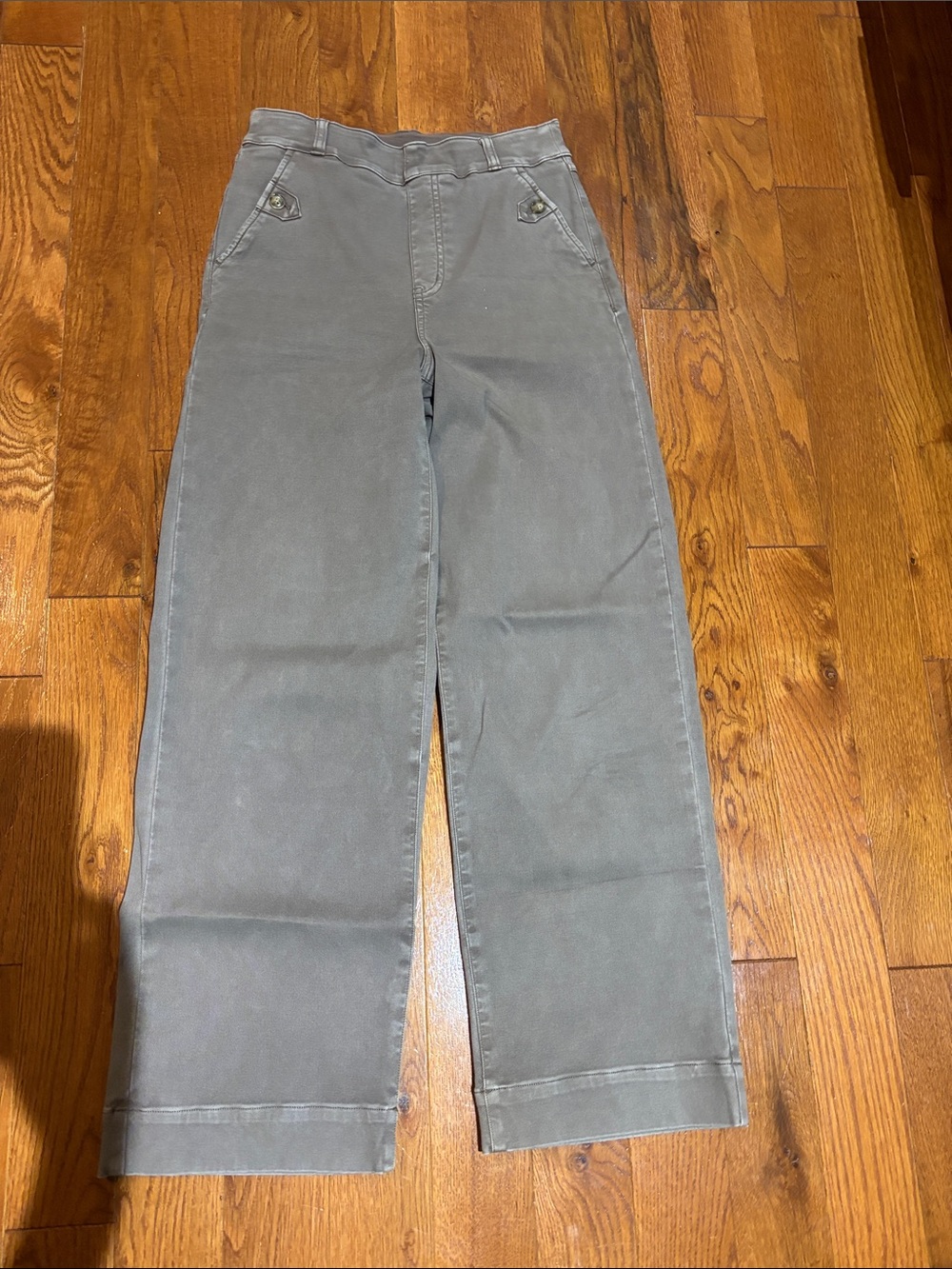 SPANX Men's Wide-Leg Chinos in Gray